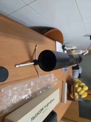 Telescopio 9-30x40mm con trípode