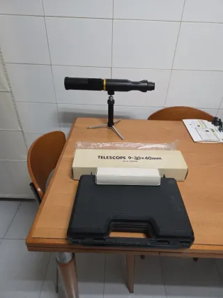 Telescopio 9-30x40mm con trípode
