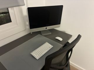 Escritorio Ikea patas extensibles