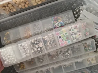 Lote abalorios y complementos bisutería