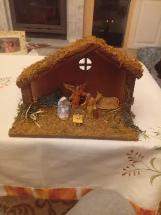 Casa Belén con 6 figuras