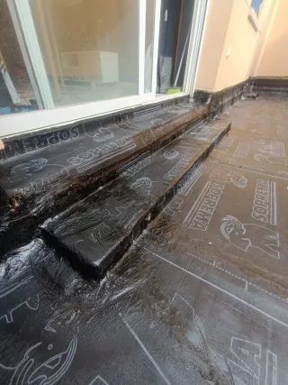 Profesional de  impermeabilización