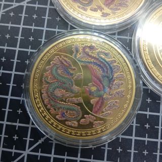 2 MONEDAS DE DRAGON Y FENIX BAÑADAS EN ORO 40MM