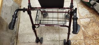 Andador - Caminador Ortopédico con Asiento