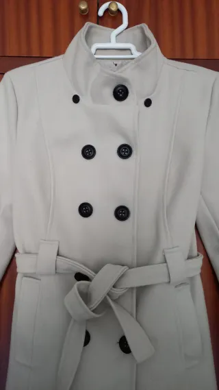 Chaquetón Abrigo mujer beige nuevo
