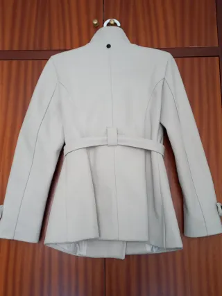 Chaquetón Abrigo mujer beige nuevo
