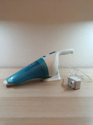 Aspiradora de mano Black+Decker