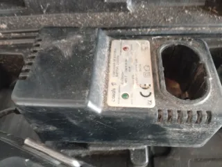 Taladro Inalámbrico y Cargador