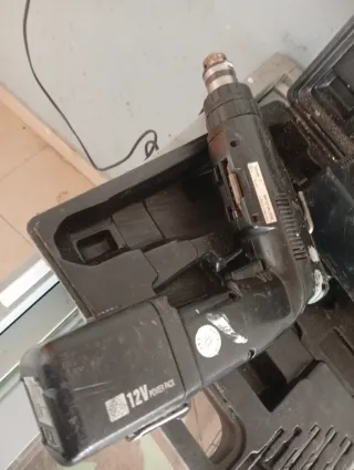 Taladro Inalámbrico y Cargador