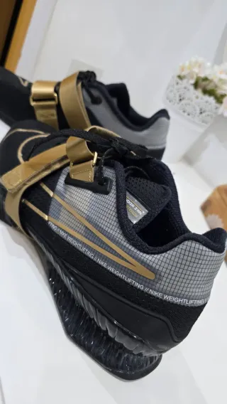 Nike Romaleos 4 Doradas Talla 44.5