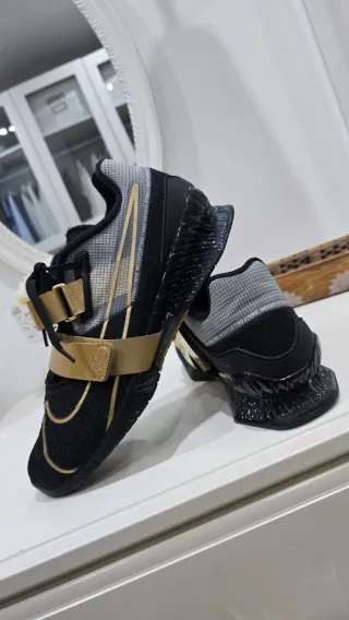 Nike Romaleos 4 Doradas Talla 44.5