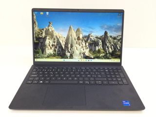 Portátil Dell Vostro 3520 i5 8GB 256GB