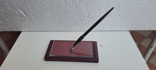 Stiloforo da scrivania con penna Refo