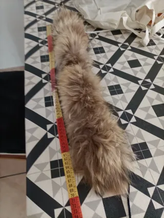 Collo pelliccia marrone e multicolore