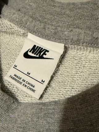 Sudadera Nike Air Max 1 bordado
