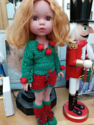 Muñeca Navideña Tejida