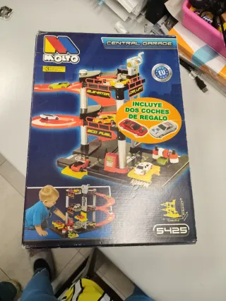 Parking Coches Molto con Ascensor