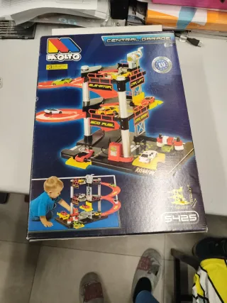 Parking Coches Molto con Ascensor