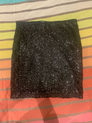 Falda tubo lentejuelas negra