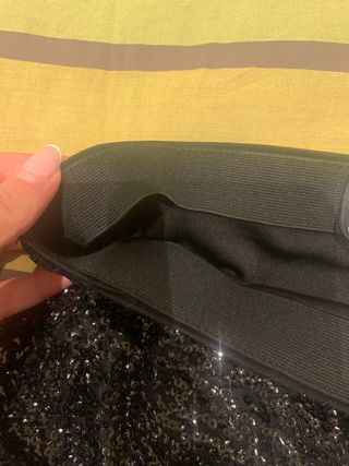 Falda tubo lentejuelas negra