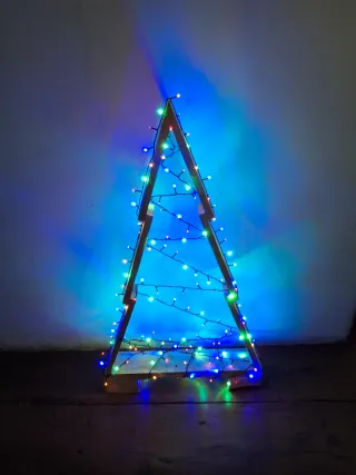 Arbol de navidad de madera