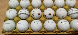 Bolas Golf TaylorMade TP5 (25 Unidades)