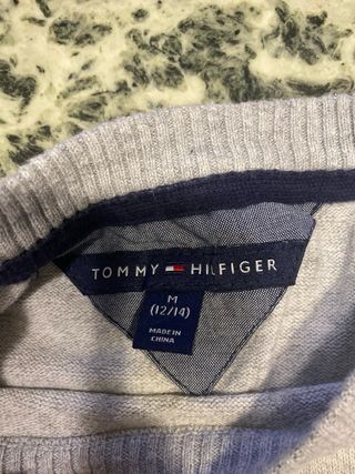 Suéteres de Tommy Hilfiger niño Talla M 12/14.