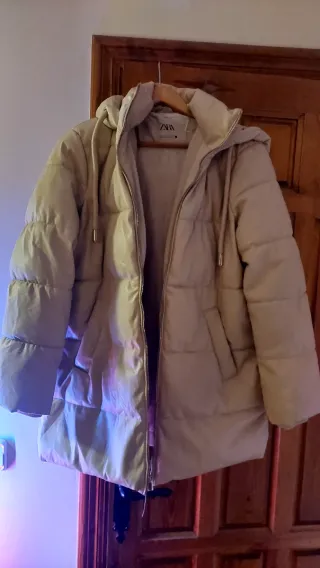 Plumas efecto piel Zara Talla S sin uso