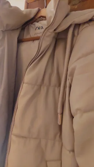 Plumas efecto piel Zara Talla S sin uso