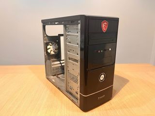 TORRE CAJA GABINETE PC ORDENADOR NEGRO