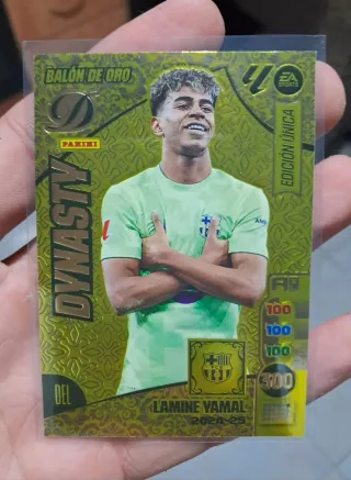 Cromo Lamine Yamal Panini Dynasty Balón de Oro
