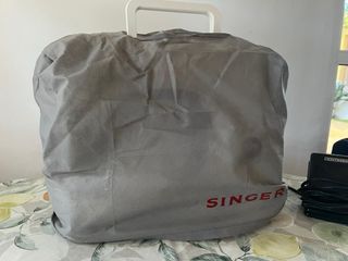 NUEVA. Máquina de coser Singer M3505