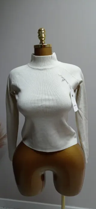 Jersey beige cuello perkins