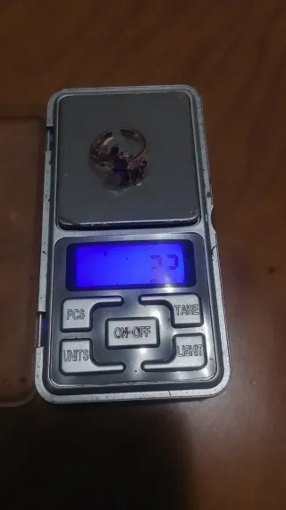 Anillo Oro rosa 585 con Circonitas Moradas blancas