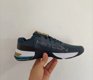 T43 Nike Metcom 8 azul marino