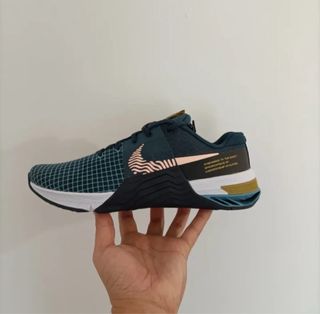 T43 Nike Metcom 8 azul marino