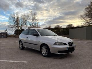 SEAT Ibiza 2004