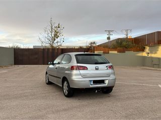 SEAT Ibiza 2004