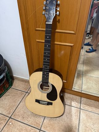 Guitarra Acústica Reparada