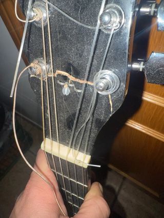 Guitarra Acústica Reparada