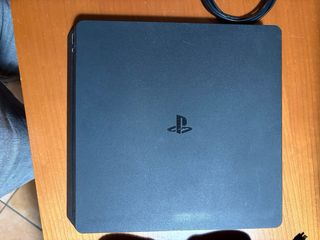 PS4 Slim 1TB Call of Duty WWII Bundle