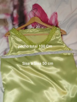 Blusa verde lima con encaje Talla M Echa en Madrid