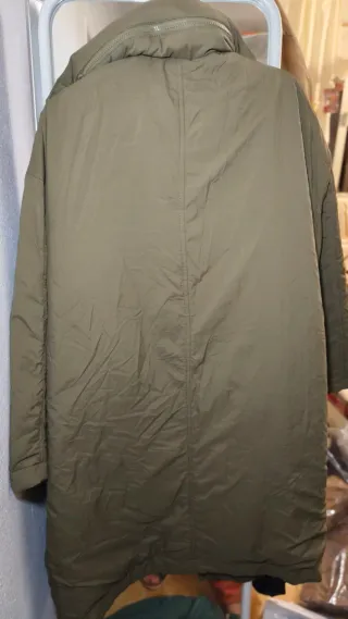 Zara Gabardina Acolchada Verde Oliva