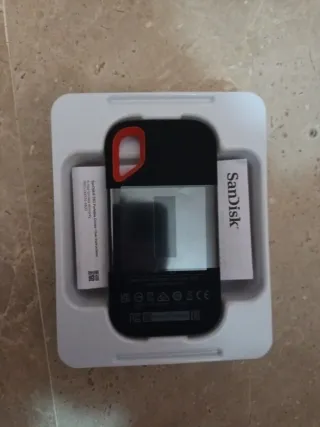 Disco duro externo portable 4TB.