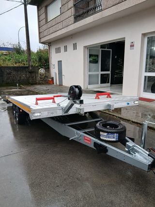 Remolque portacoches 2700kg MMA