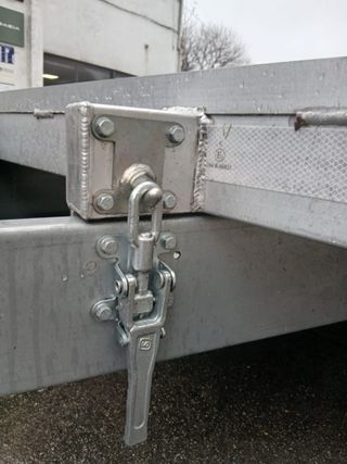 Remolque portacoches 2700kg MMA