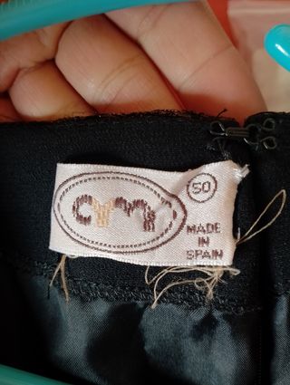 Vestido negro con detalles marrones