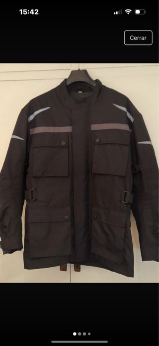 Chaqueta de moto negra usada 2 veces talla xl 3/4