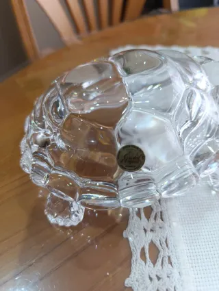 Tortuga de cristal decorativa