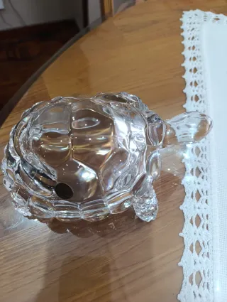 Tortuga de cristal decorativa